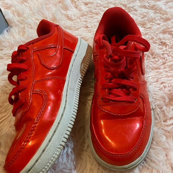 Kids Nike Air Force 1s low - Picture 4 of 5